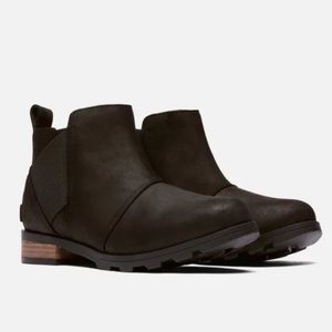 Sorel - Emelie Chelsea Boot - Size 7